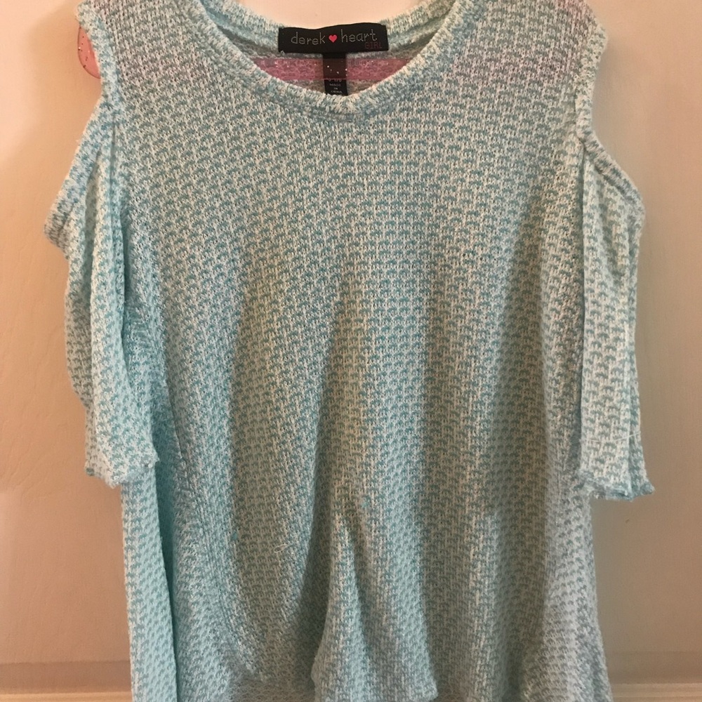 Girlās derek heart Light Blue Cold-Shoulder Knit Top size 7/8 Preowned